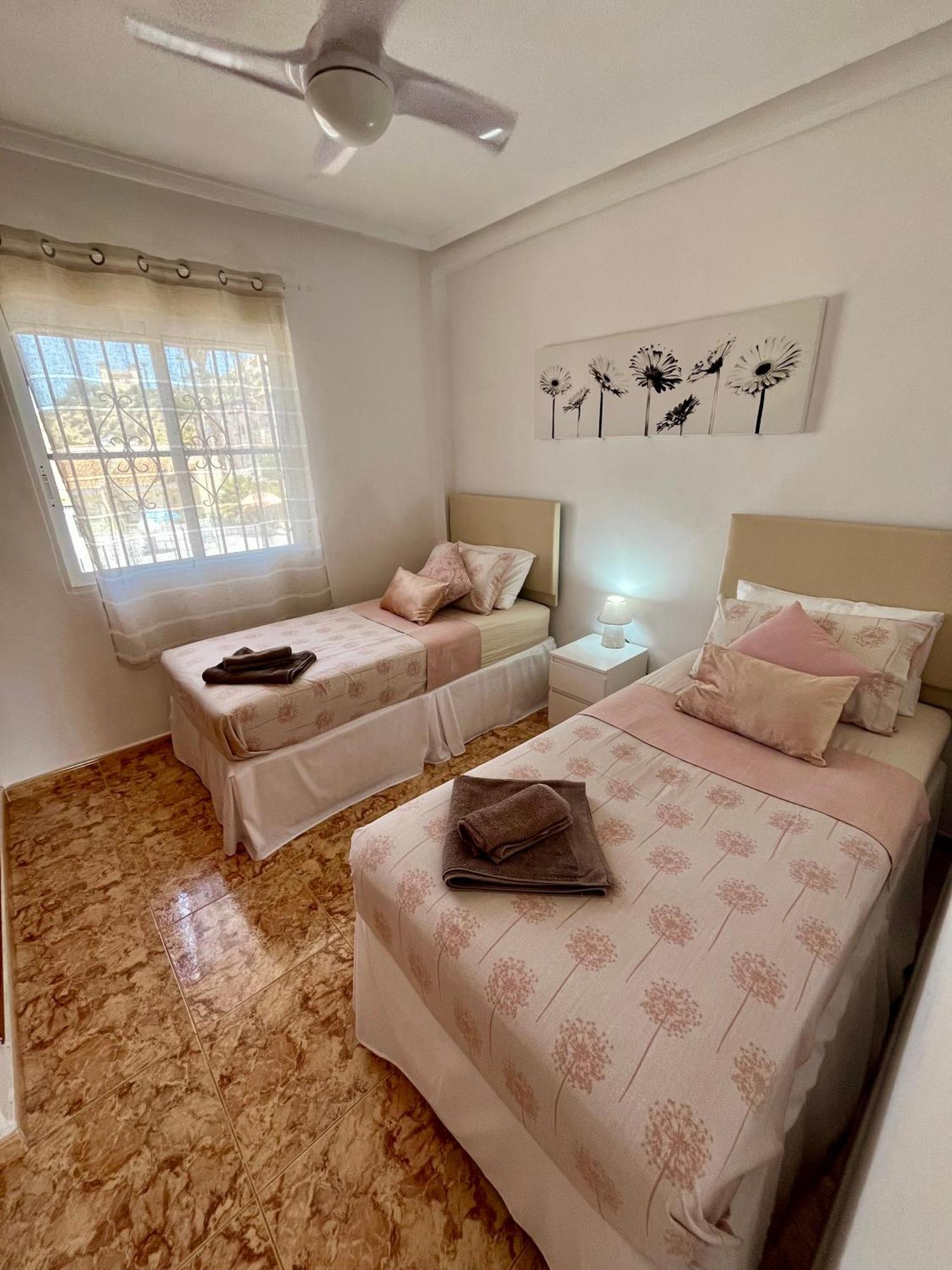 Tranquil Self Catering Golf Course Apartment アリカンテ エクステリア 写真